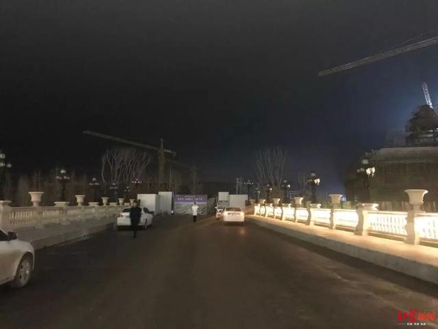 武汉一工地脚手架垮塌致6死，为何不用升降机高空车代替作业？
